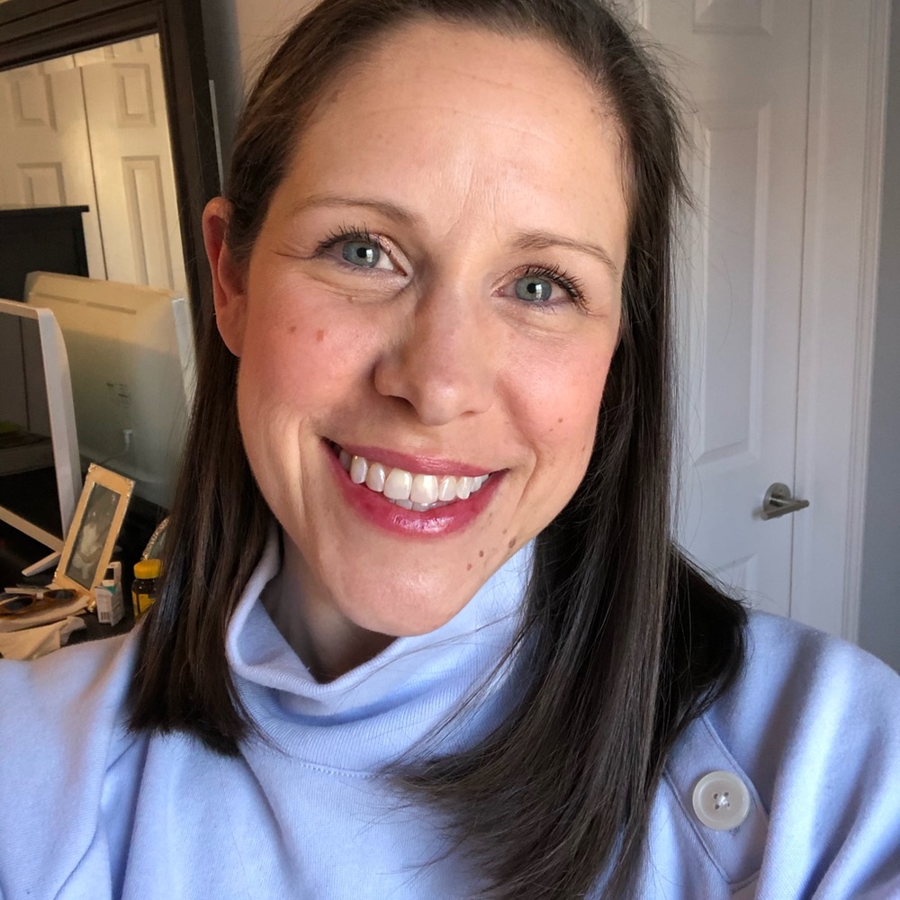 Meet your Posher, Caroline